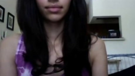 Beautiful Arabian teen shows her yummy pussy on webcam
