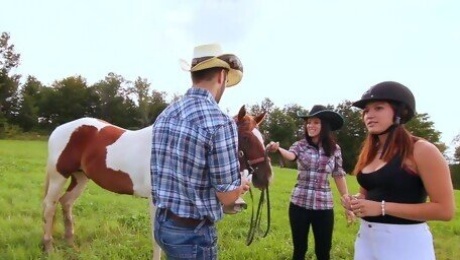 Step cousins Leena Rey and Amanda Bellucci share a hung cowboy