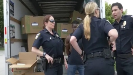 black homie fucks two police sluts in a truck to avoid incarceration